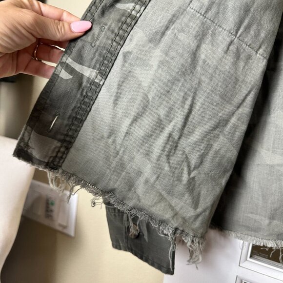 AMERICAN EAGLE Camo Camouflage Shirt Jacket Shacket Size Medium Green - Picture 6 of 12